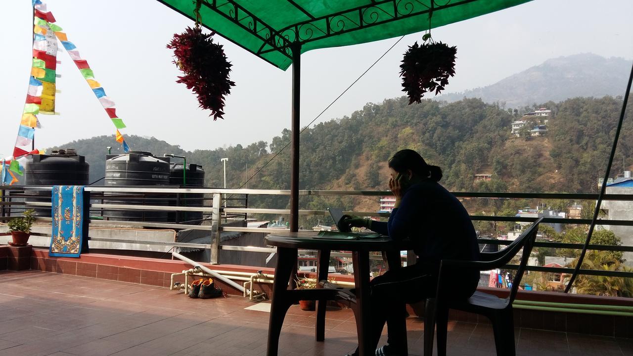 Hotel Bhadrakali Pokhara Inn Εξωτερικό φωτογραφία